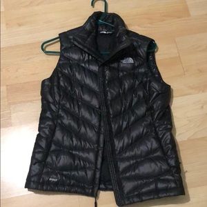 North face vest